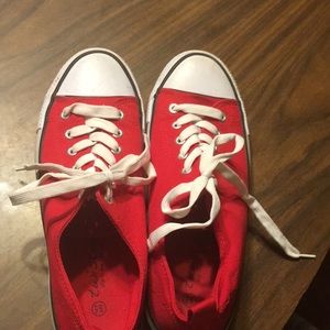 They are off brand converse comfortable wore once!